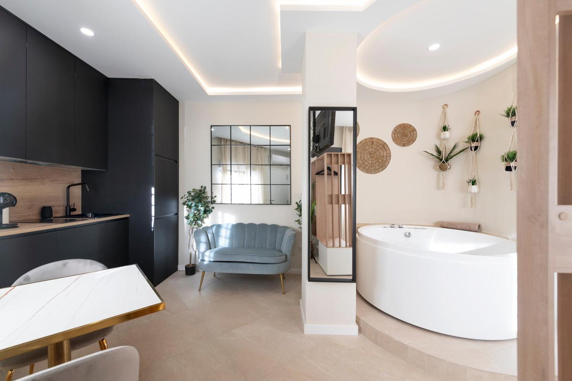 Апартаменти Malaga Boutique V.V Luxury Jacuzzy Екстер'єр фото